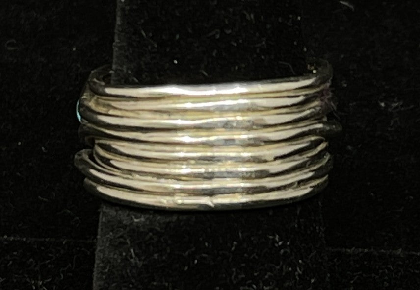 Sleeping Beauty Sterling and turquoise wire wrap ring, unsigned (09B00D)