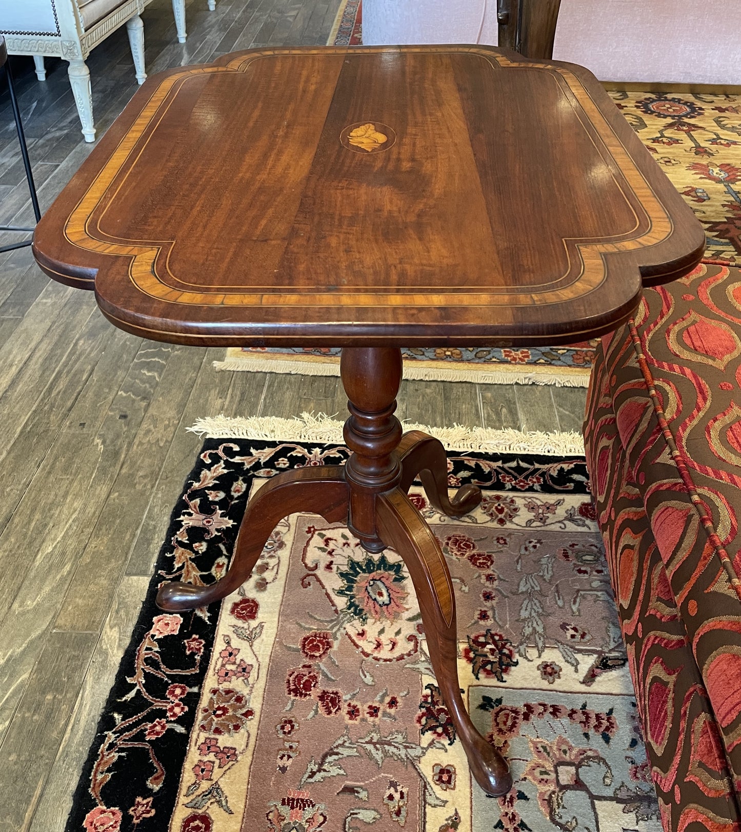 Georgian Flip Top Pedestal Table with Satinwood Shell Inlay (0LY001)