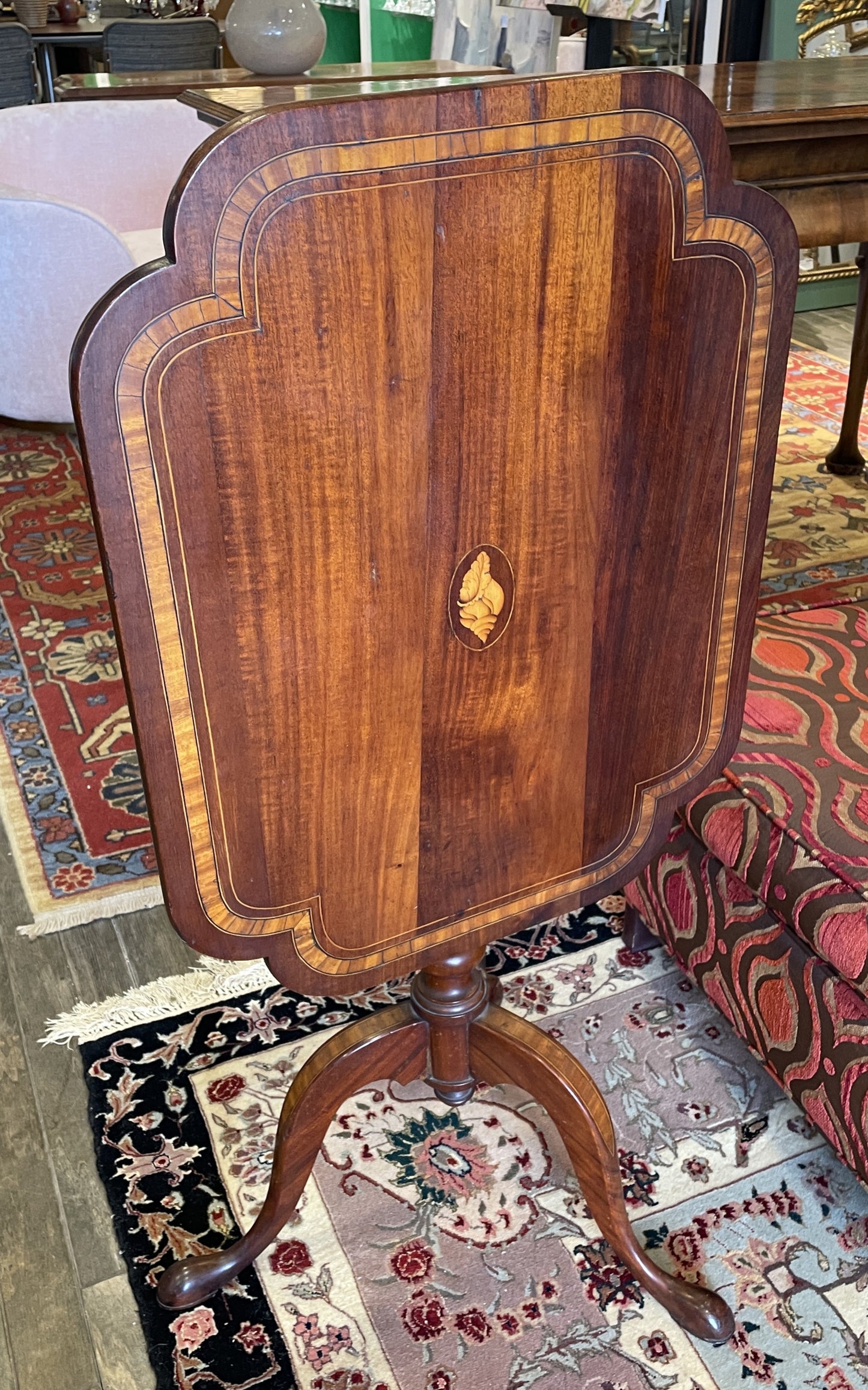 Georgian Flip Top Pedestal Table with Satinwood Shell Inlay (0LY001)
