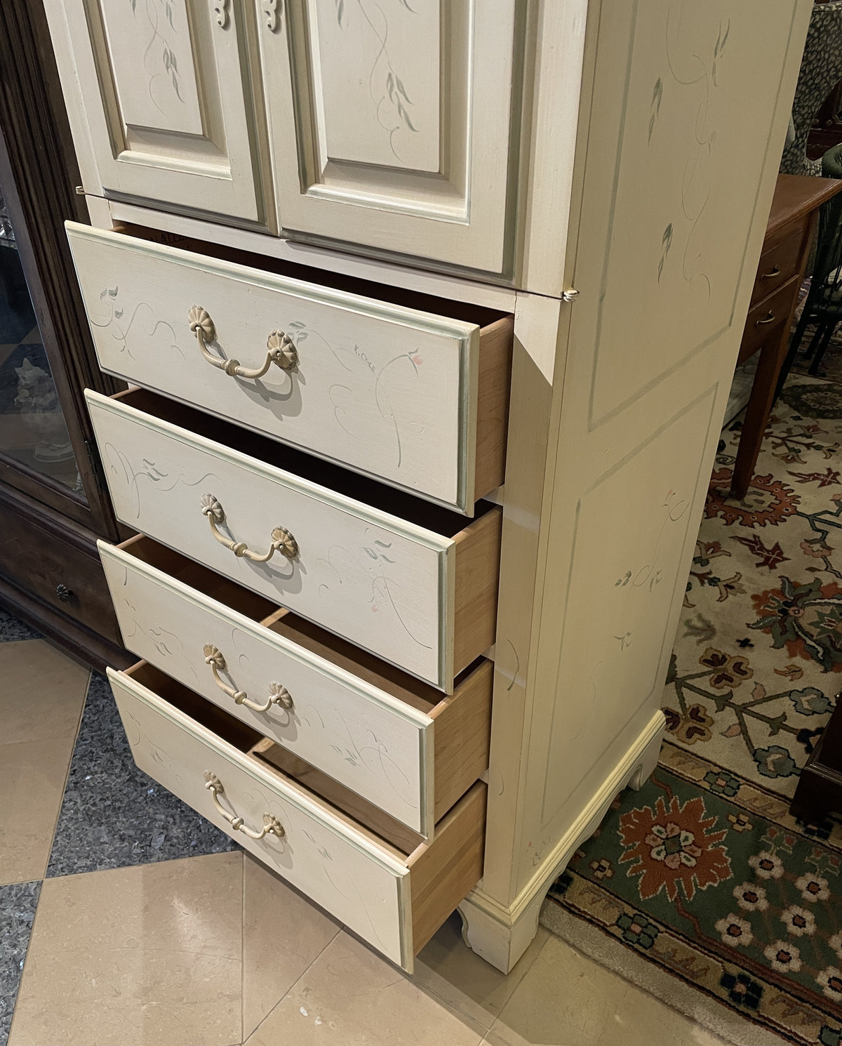 Ethan Allen Country French Faux Painted Lingerie Chest (0PU005)
