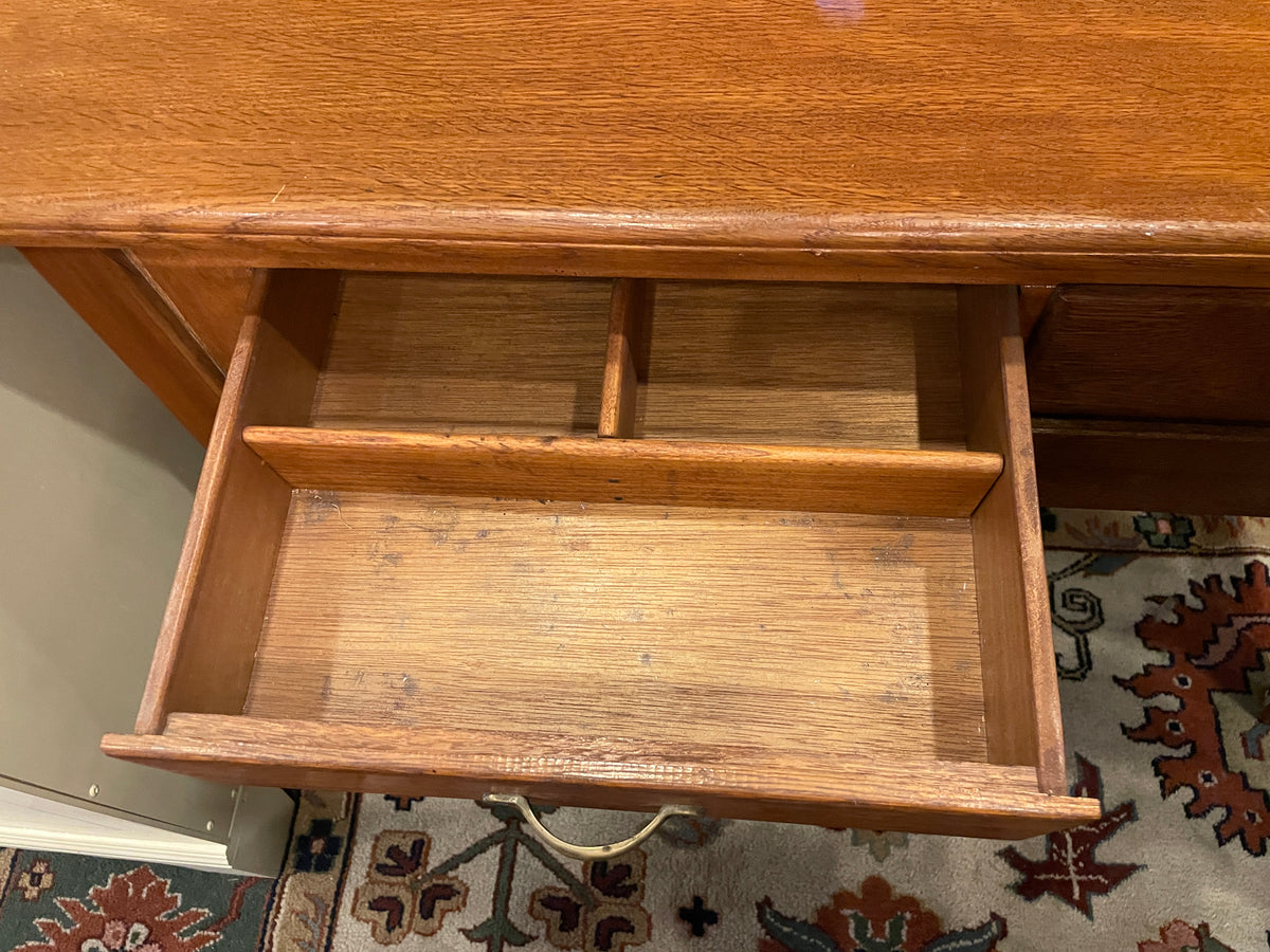 Hoosier Oak Cabinet with Frosted Glass Doors (0PU006)