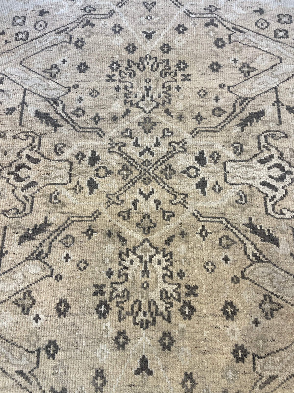 Arhaus Neutral Rug (8'x10') (03T00Q)