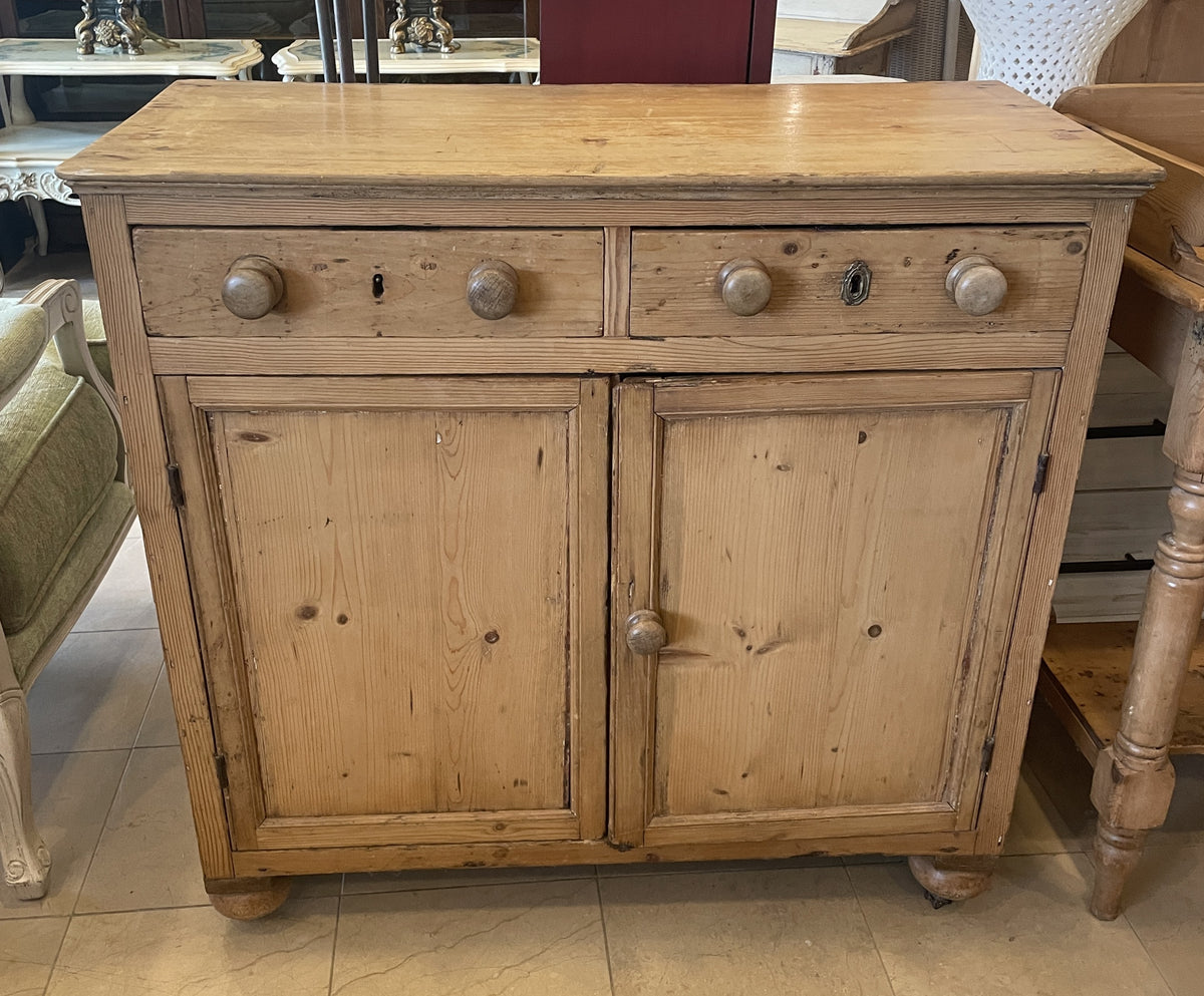 Antique Pine Cabinet (0PU008)