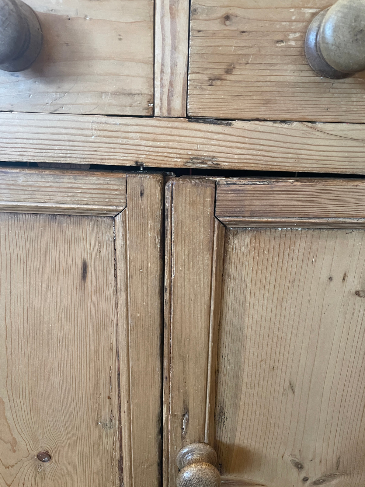 Antique Pine Cabinet (0PU008)