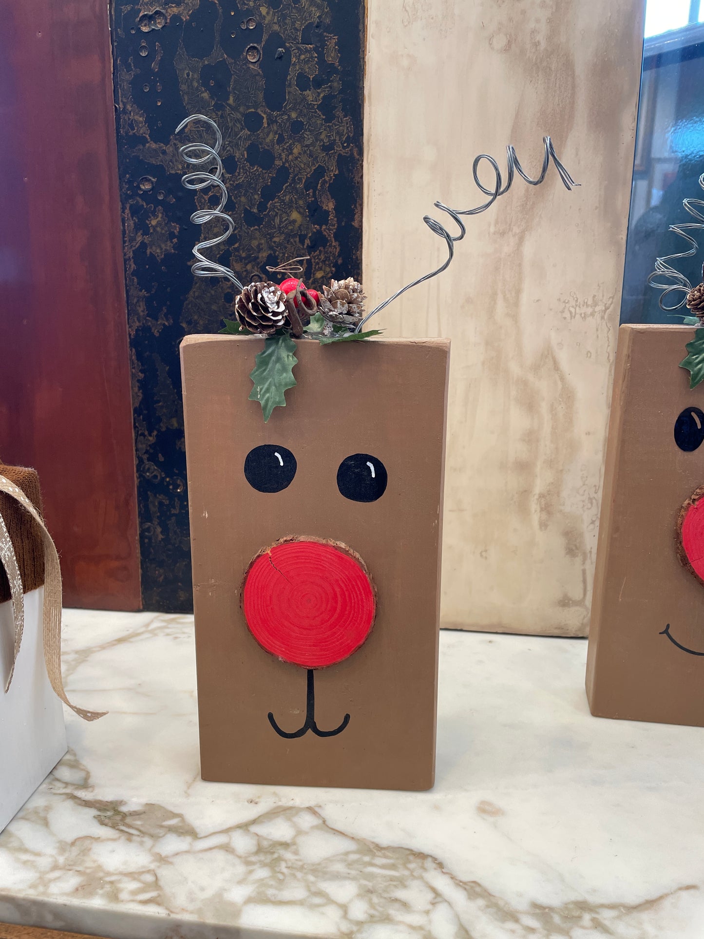 Woodblock Reindeer (00O00E)