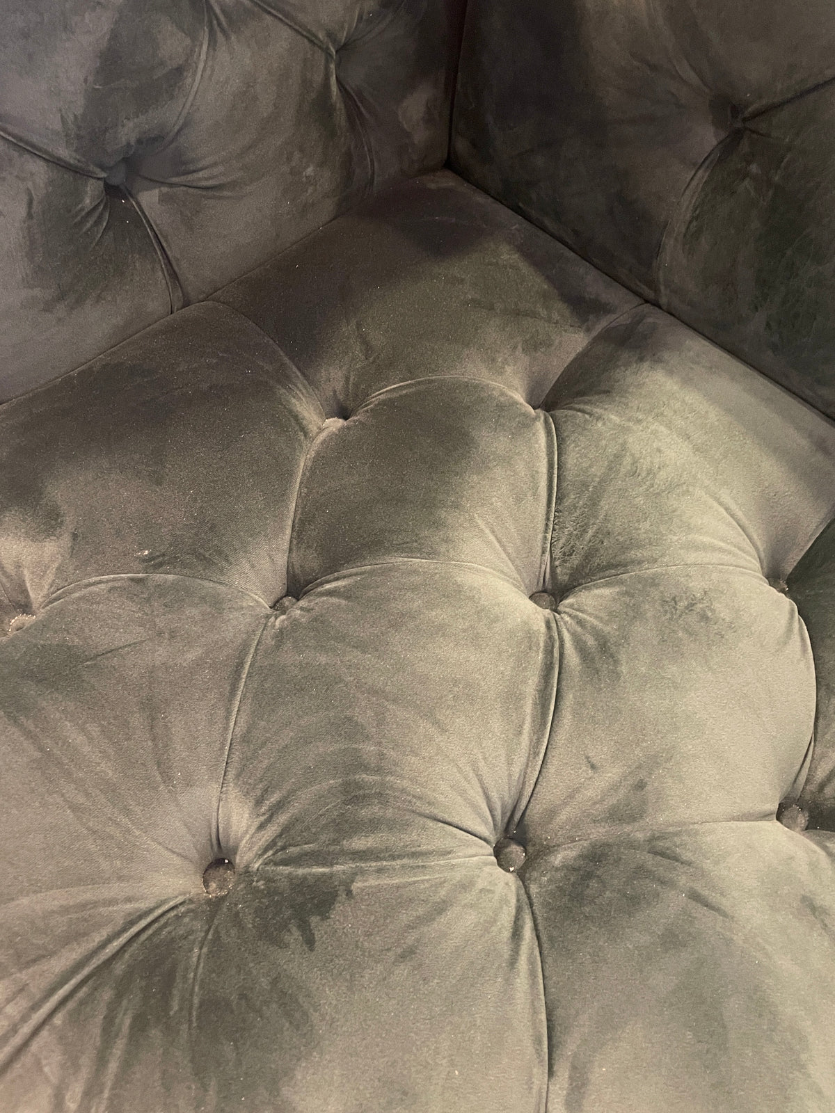Eichholtz Tufted Sienna Chair (Two available 0LG022)