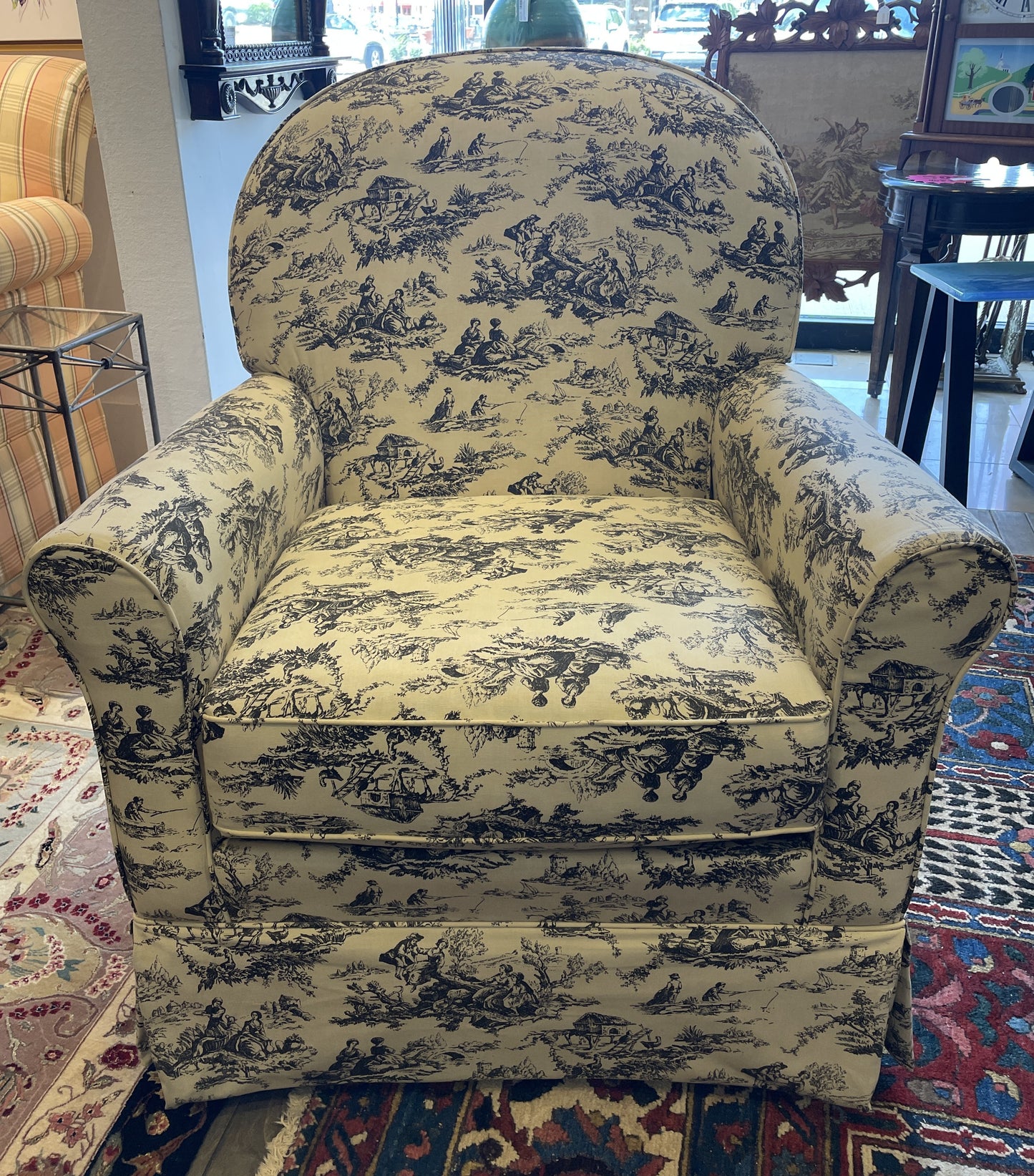 Black Toile Swivel Chair (0M3003)