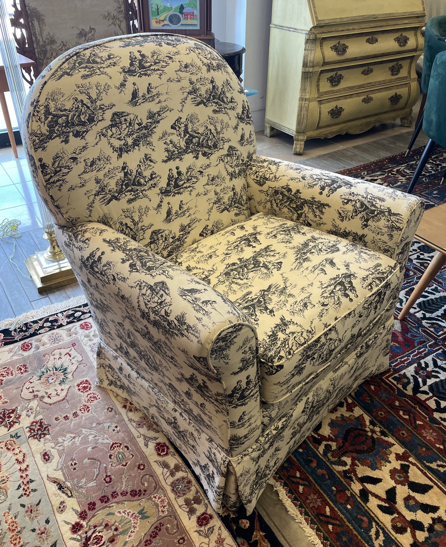 Black Toile Swivel Chair (0M3003)