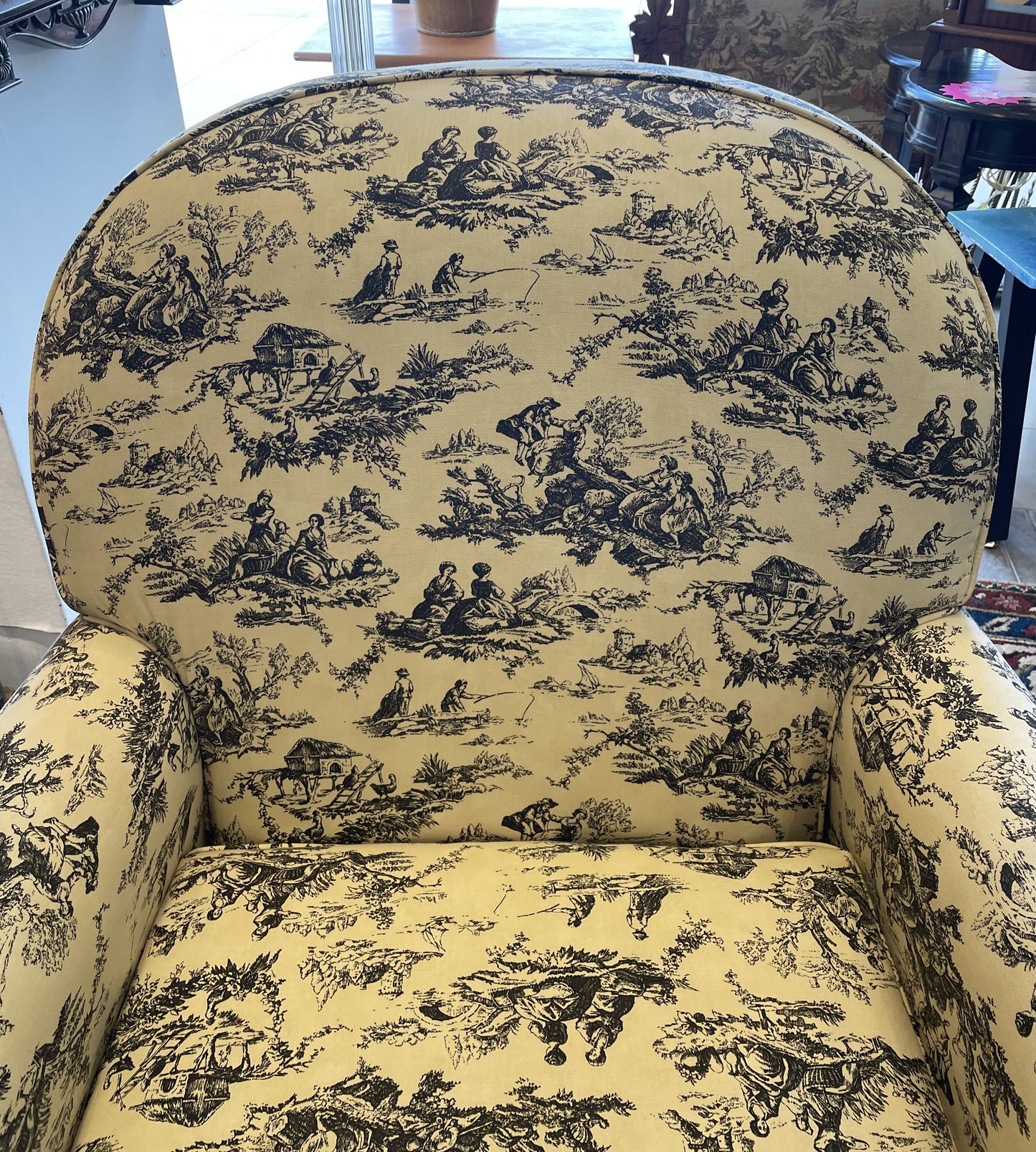 Black Toile Swivel Chair (0M3003)