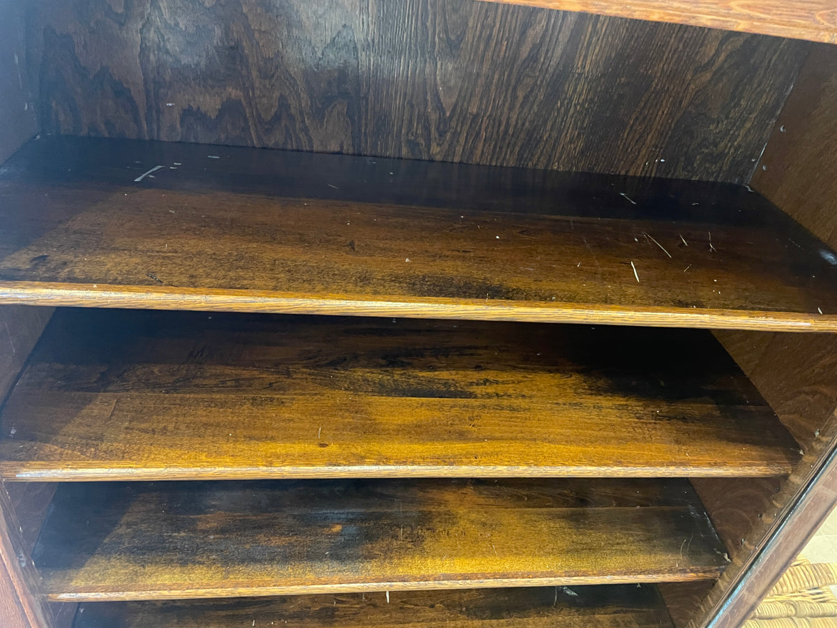 Antique Oak Bookcase with Single Door (0PE001)