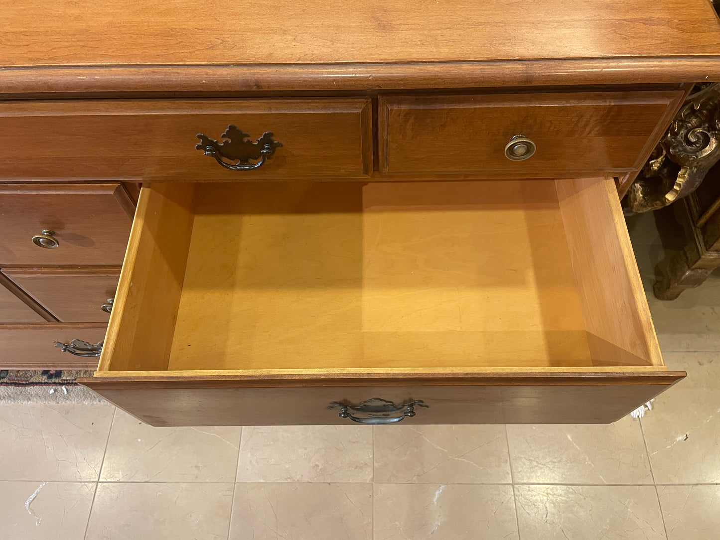 Sprague and Carleton Hard Rock Maple Dresser, Long AS IS (0M4004)