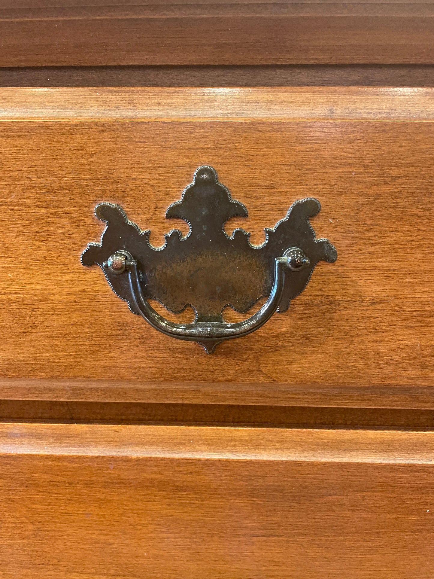Sprague and Carleton Hard Rock Maple Dresser, Long AS IS (0M4004)