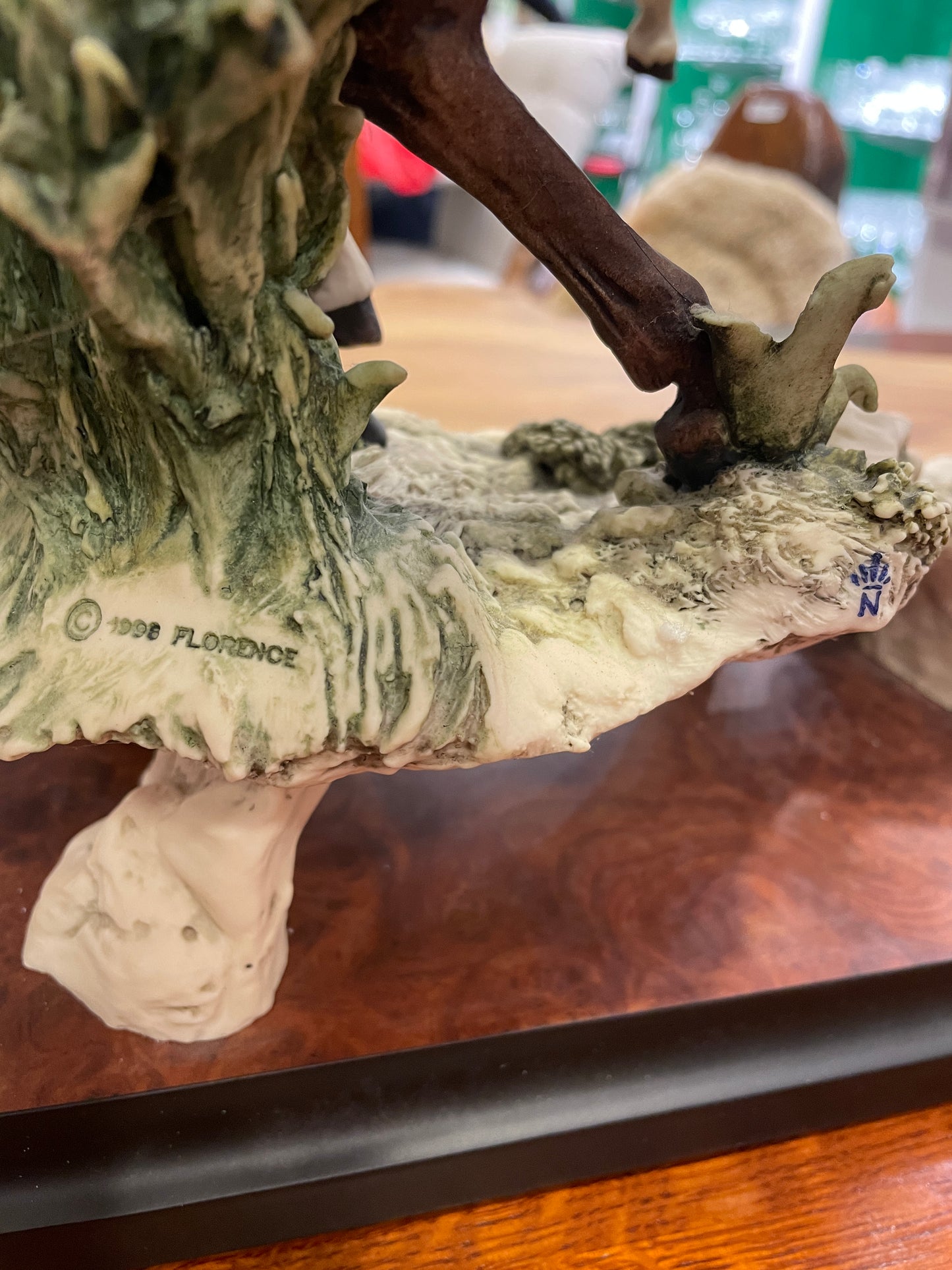 Giuseppe Armani Stallions with box (01D00U)