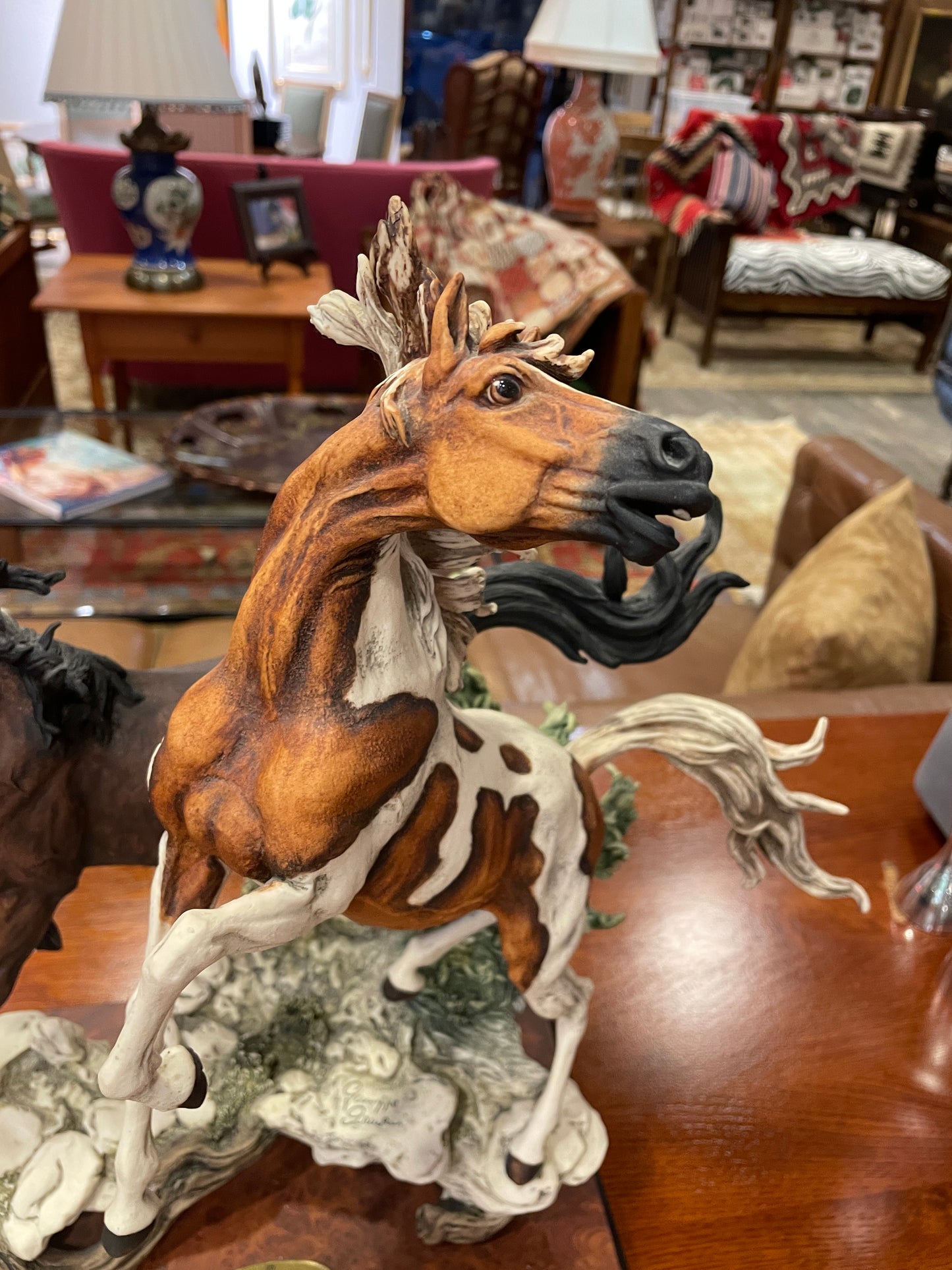 Giuseppe Armani Stallions with box (01D00U)