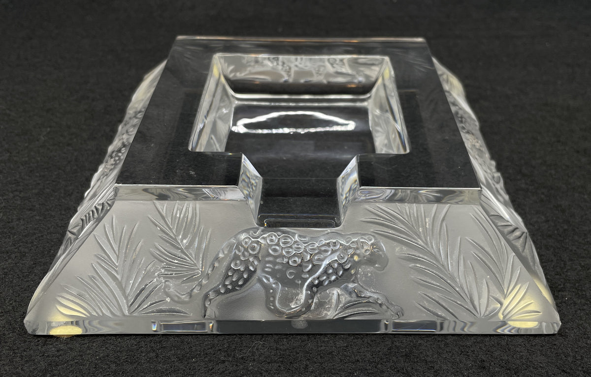 Lalique Jungle Cigar Ashtray with box, AS IS (0DI005)