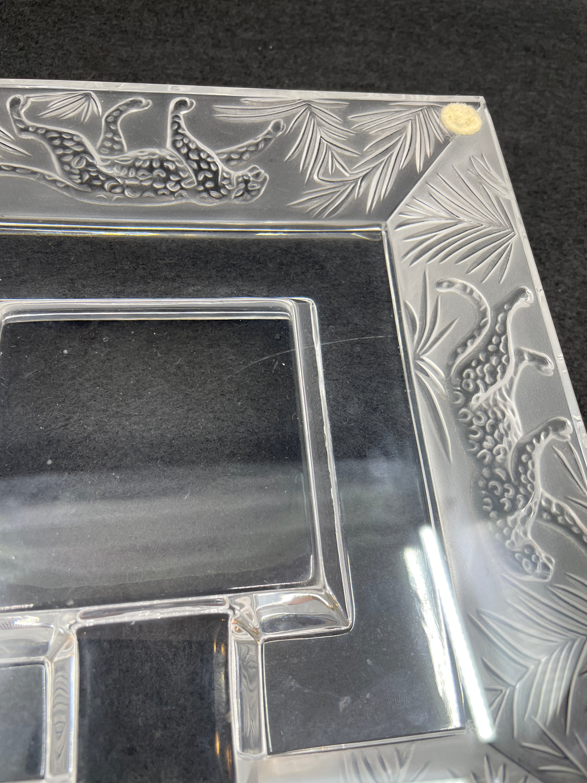 Lalique Jungle Cigar Ashtray with box, AS IS (0DI005)