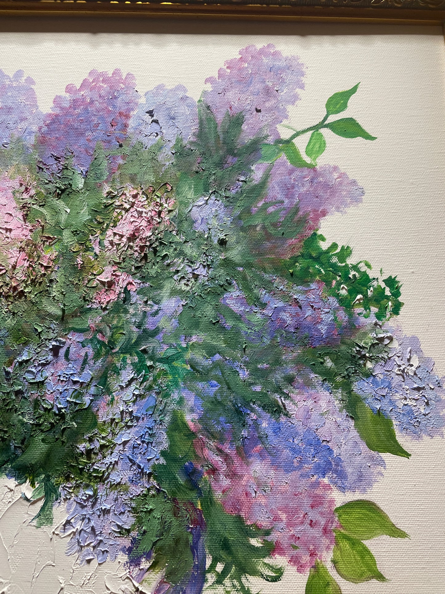 Lilacs in Vase on Canvas by Jetta Wittenberg (0I800D)