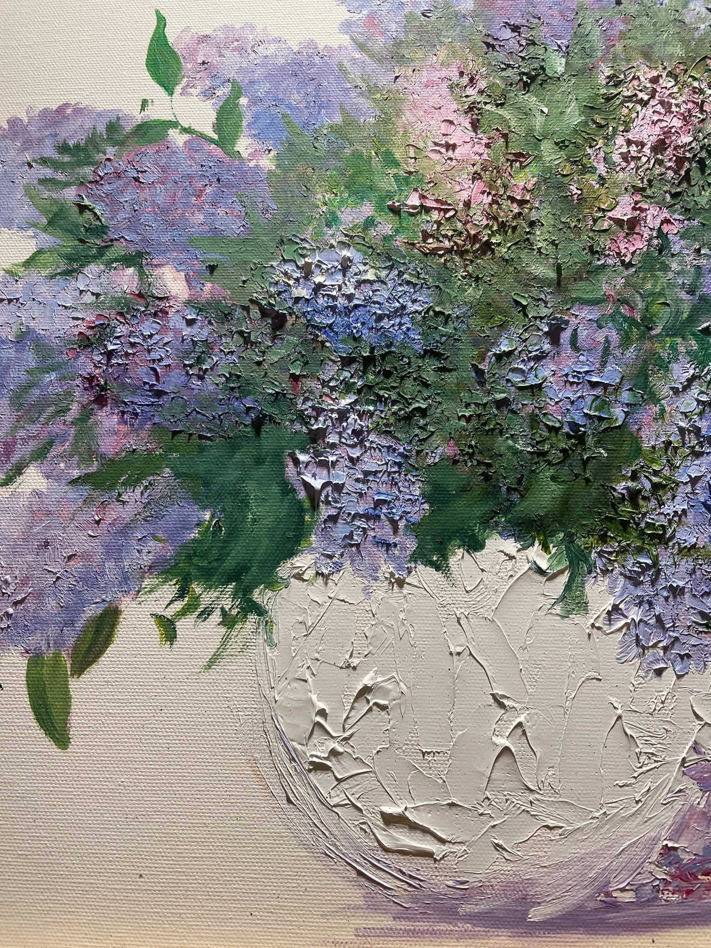 Lilacs in Vase on Canvas by Jetta Wittenberg (0I800D)