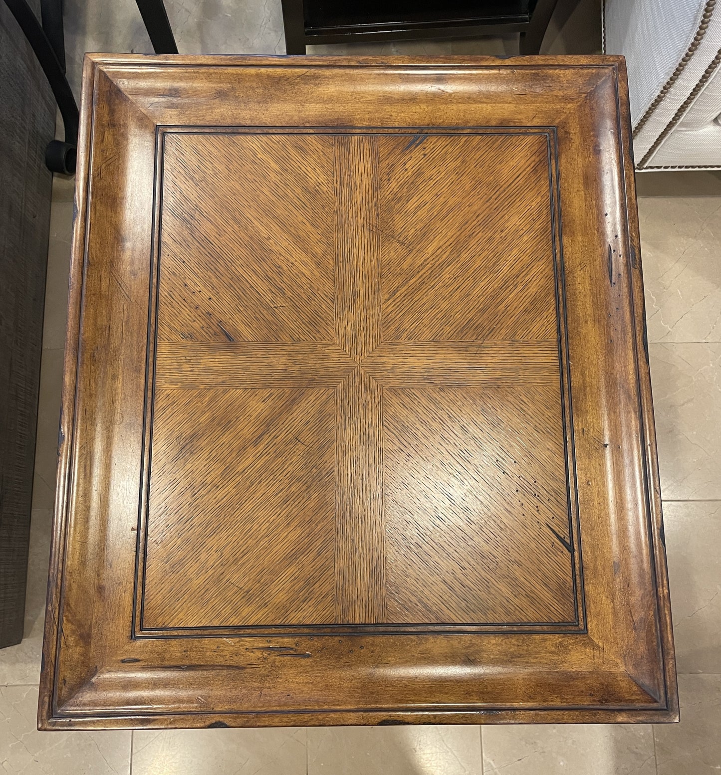 Hooker Seven Seas End Table (0IH002)