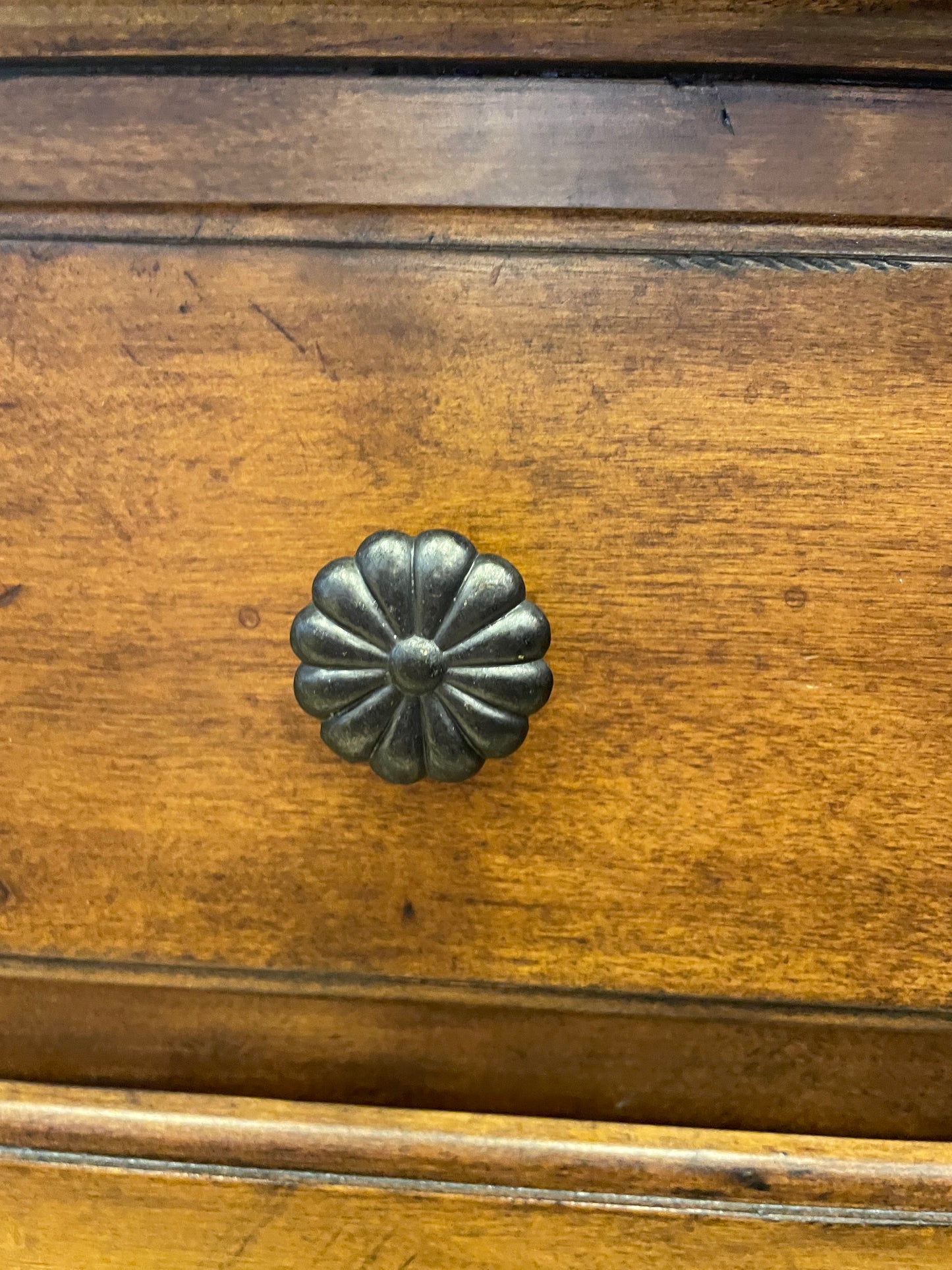 Hooker Seven Seas End Table (0IH002)