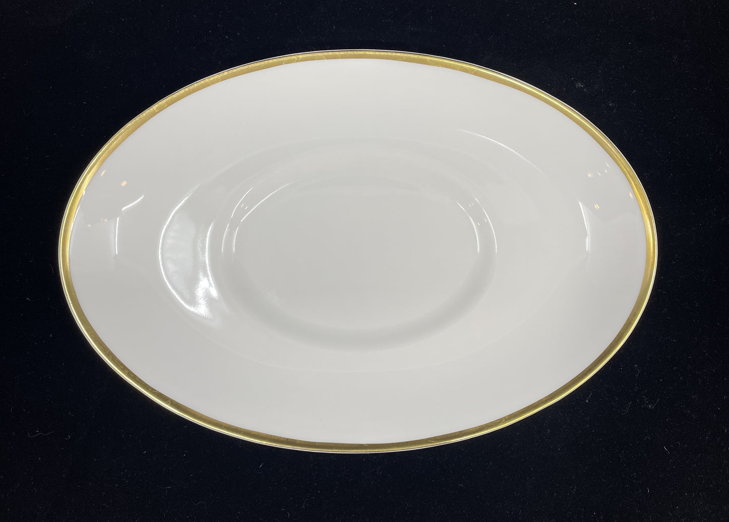 Royal Doulton "Alice" Gravy Boat (Two available) (0HP019)