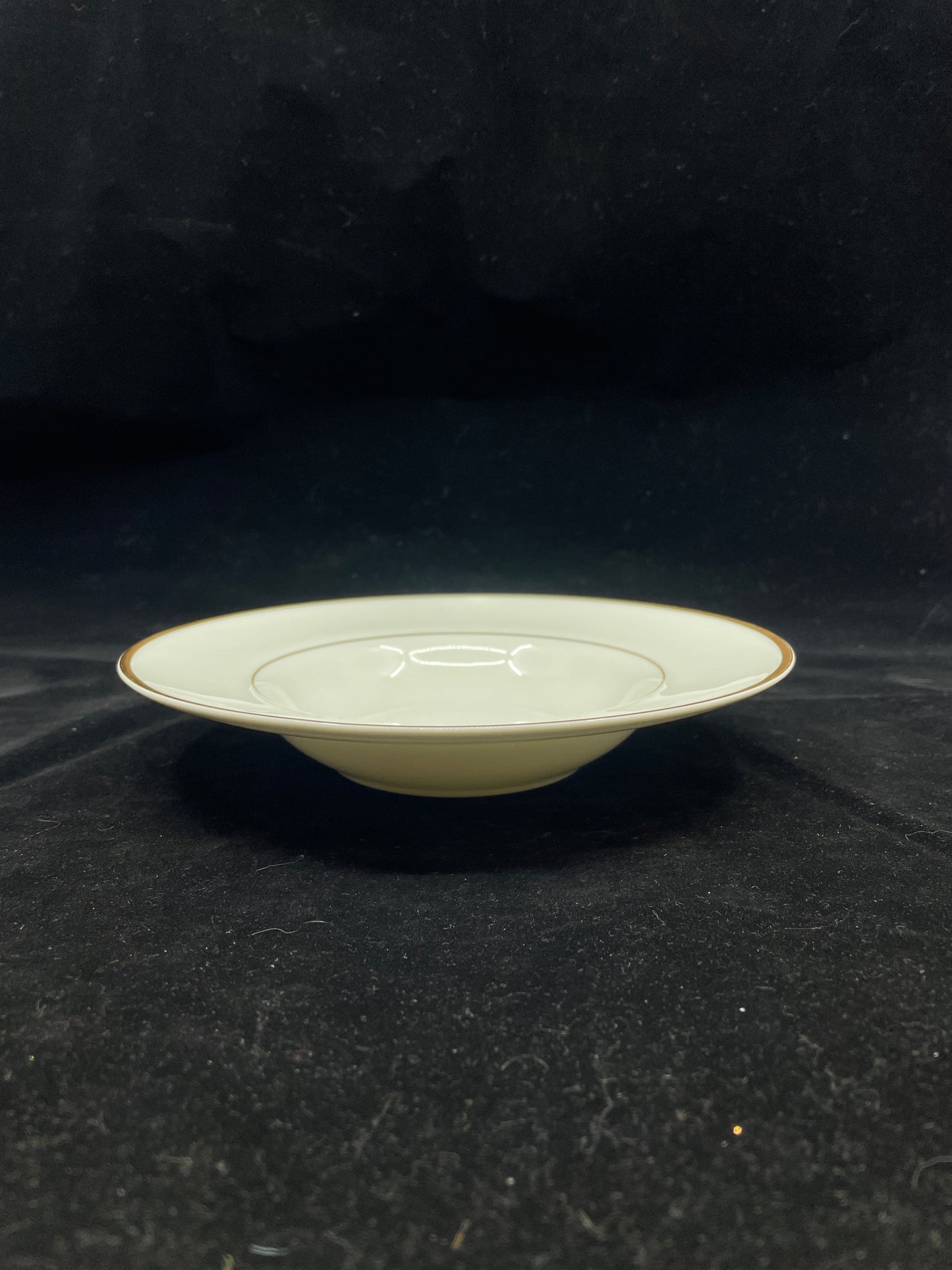 Royal Doulton "Alice" Soup Bowl (Thirty-Six available) (0HP01D)