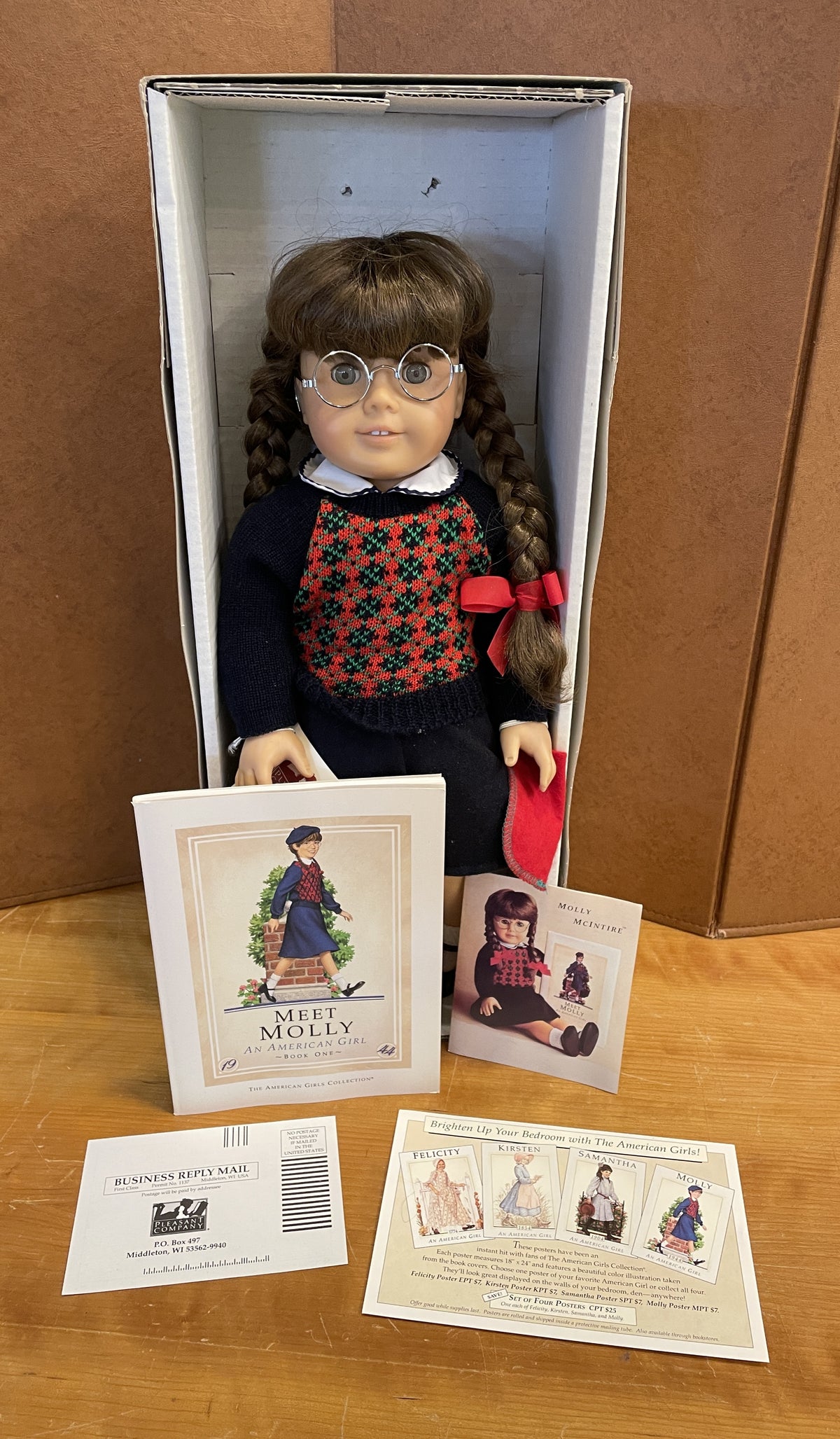 American Girl Doll Molly, Missing Hat and Bag, VINTAGE (0OR00P)