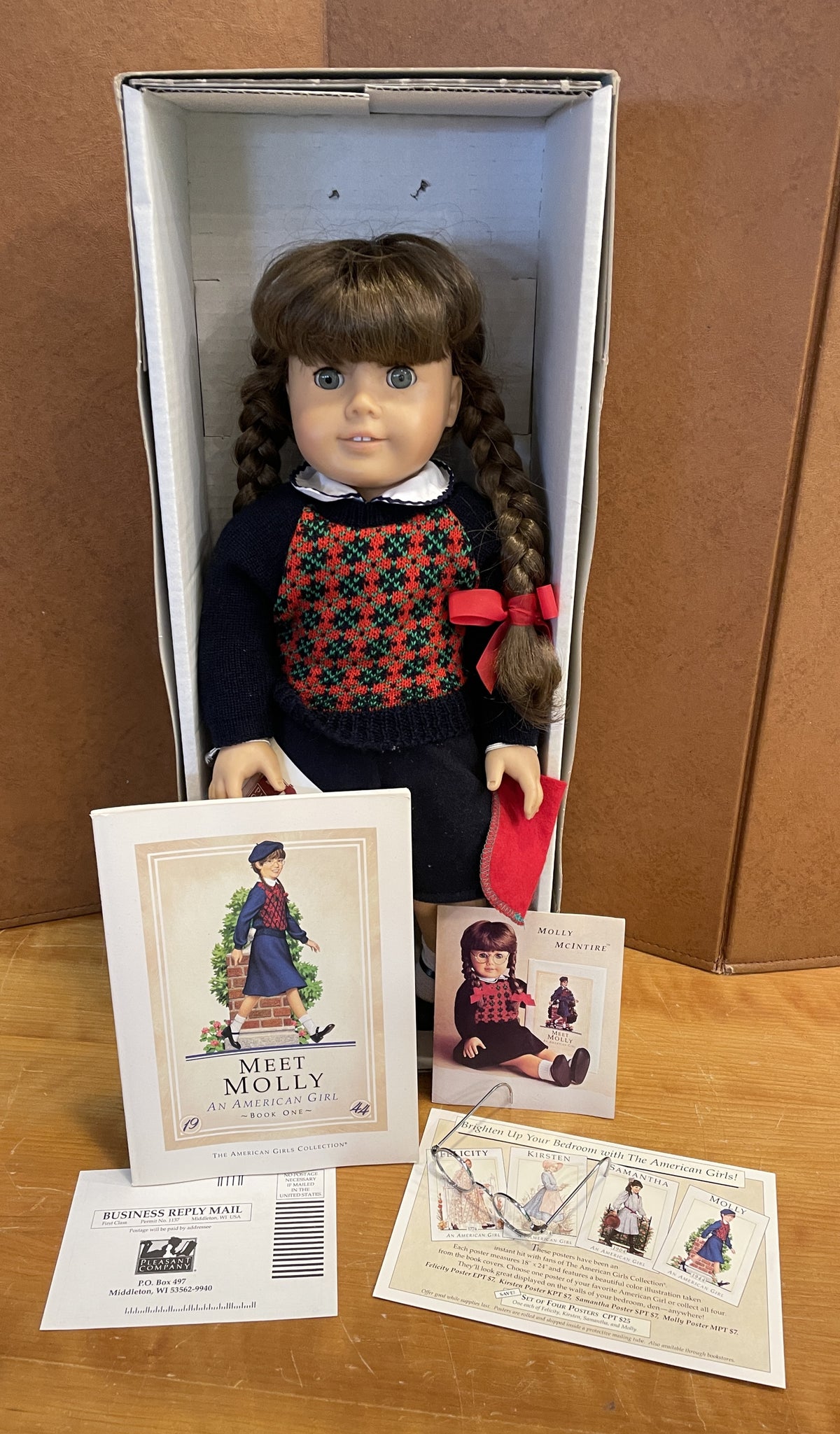 American Girl Doll Molly, Missing Hat and Bag, VINTAGE (0OR00P)