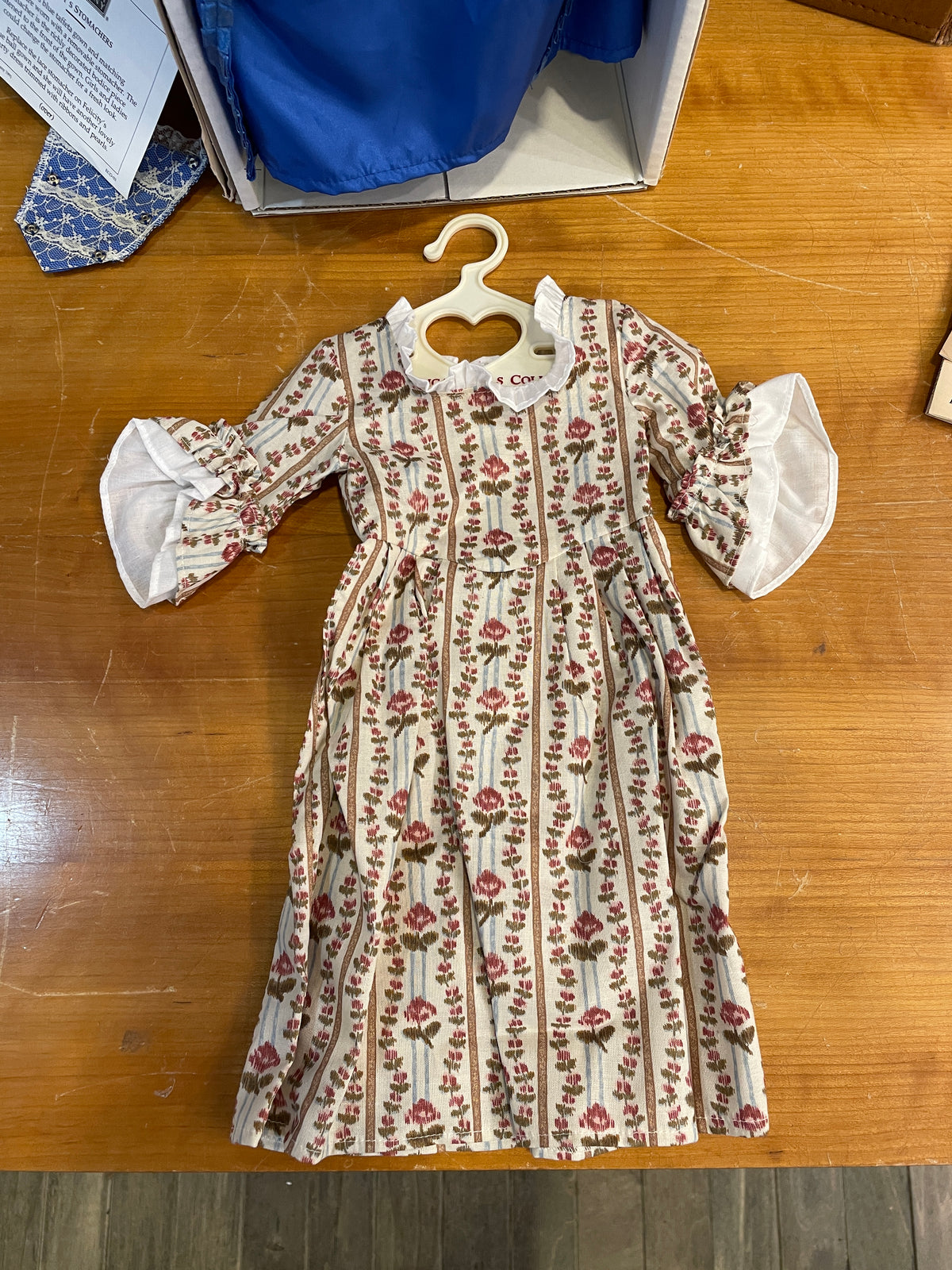 American Girl Doll Felicity with Christmas Dress, No Bonnet, Vintage (0OR00N)