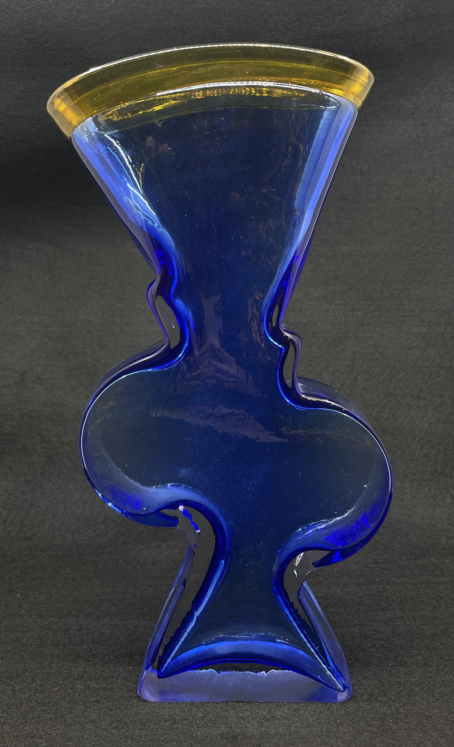 Young and Constantin Blue Clover Vase, Signed (0CS006)