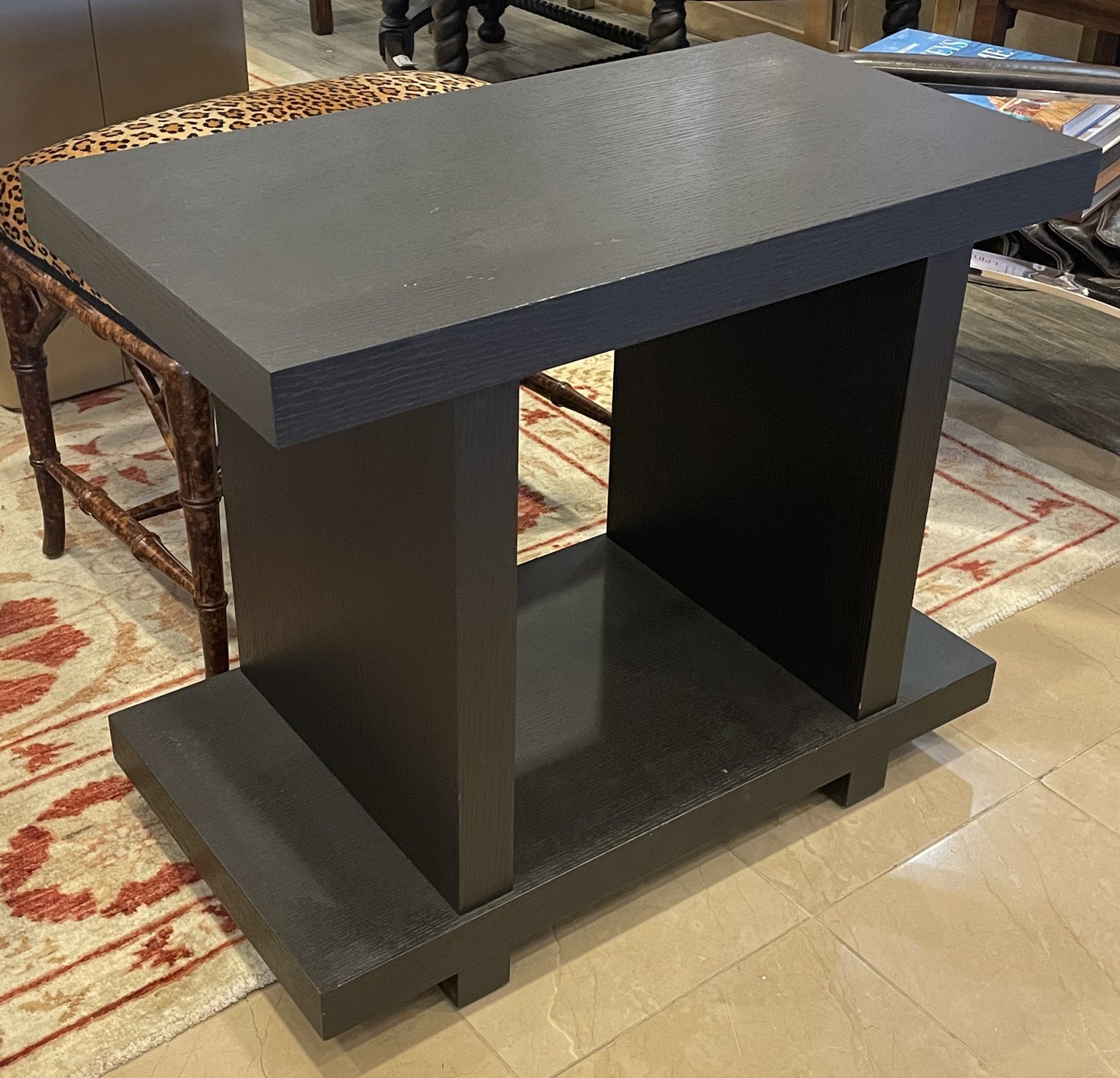 Koch-Smith Huron Side Table (32RUVG)