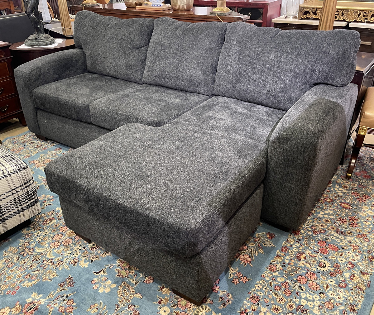Peak Living Sofa with Chaise (0PW001)