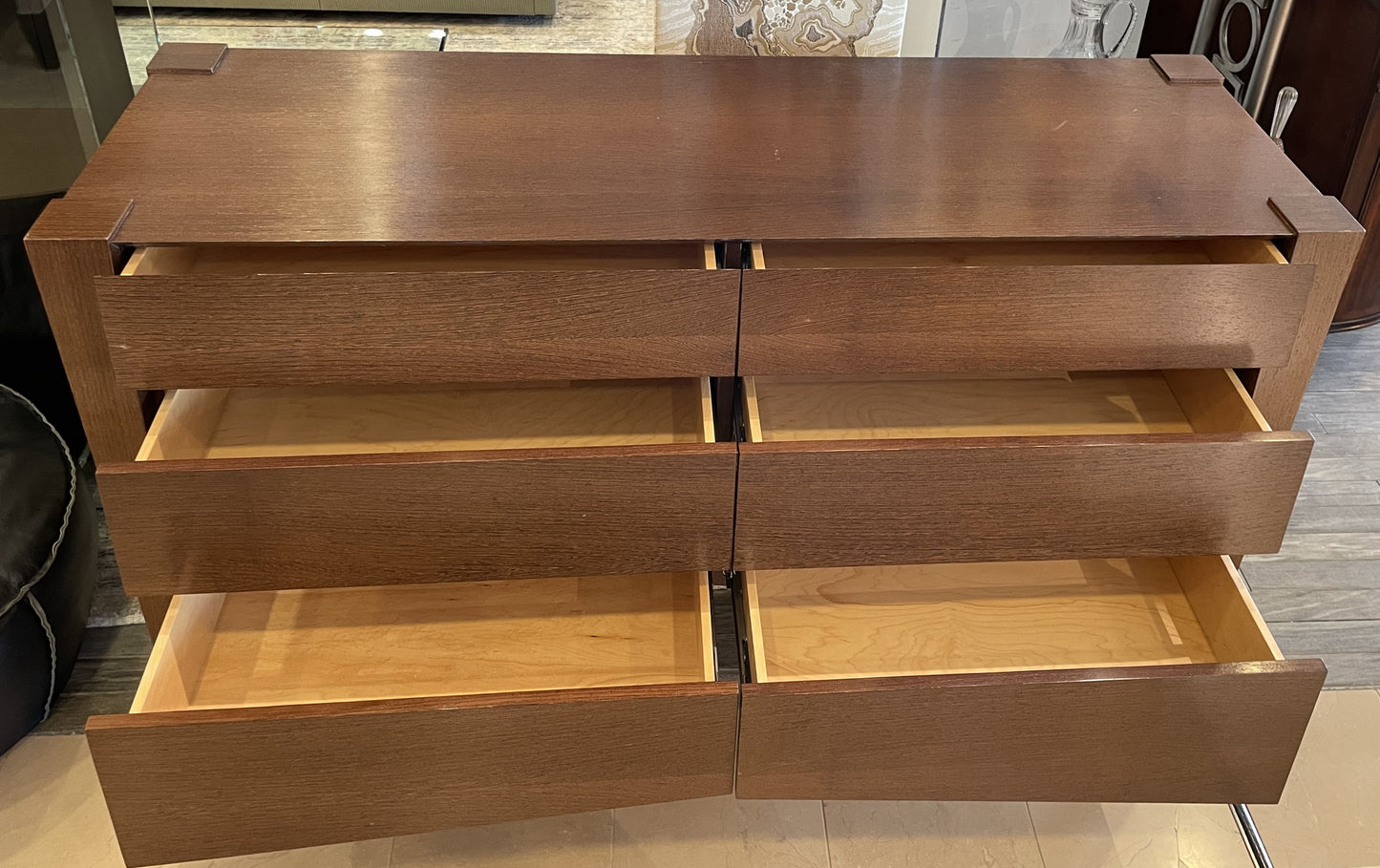 Holly Hunt Six Drawer Mahogany Dresser (LJAGZ5)