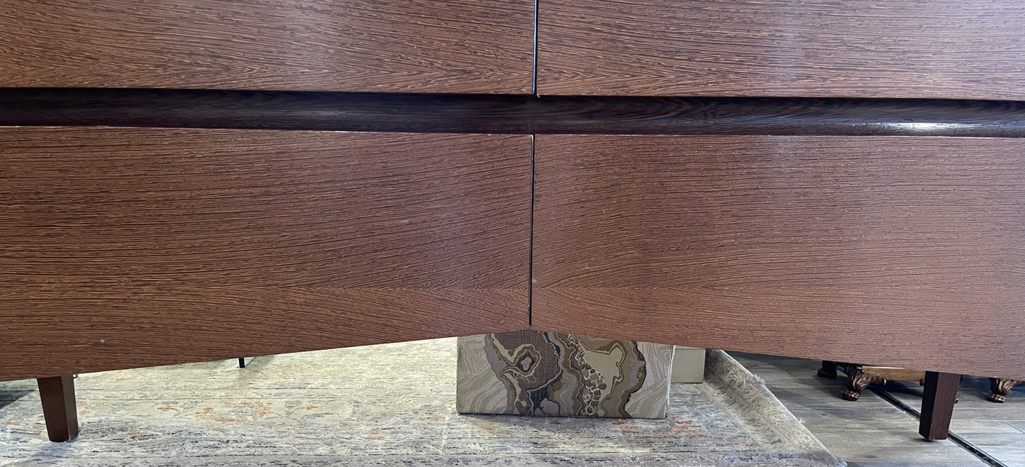 Holly Hunt Six Drawer Mahogany Dresser (LJAGZ5)