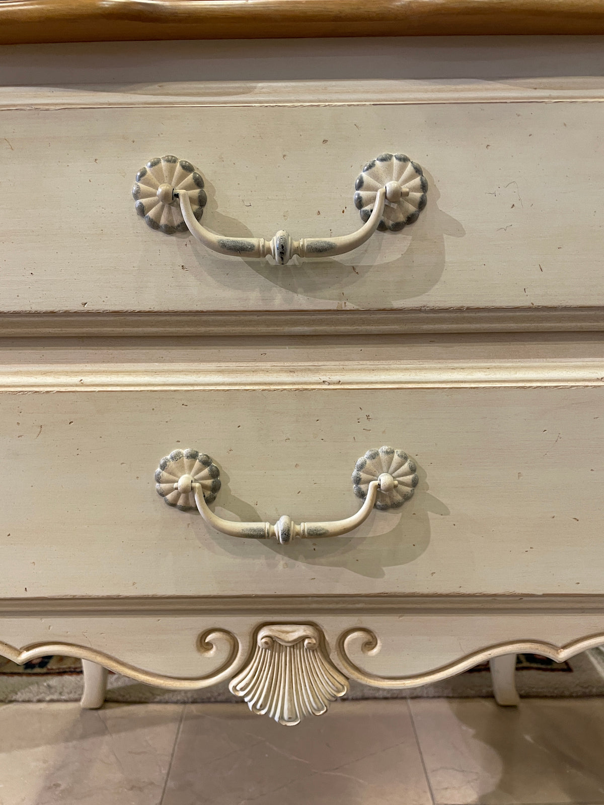 Ethan Allen French Country Nightstand, Two Drawer (0PU00A)