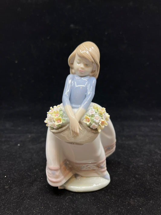 Lladro Girl With a Double Flower Basket (24093)