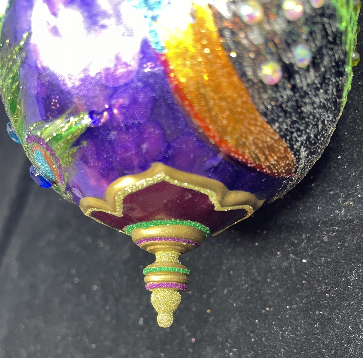 Jay Strongwater Peacock Ball (0IK00M)