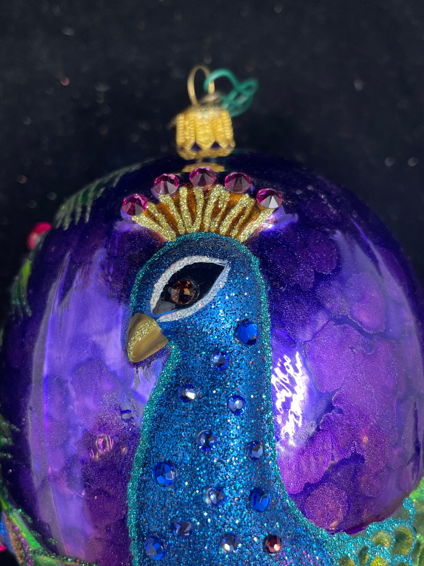 Jay Strongwater Peacock Ball (0IK00M)