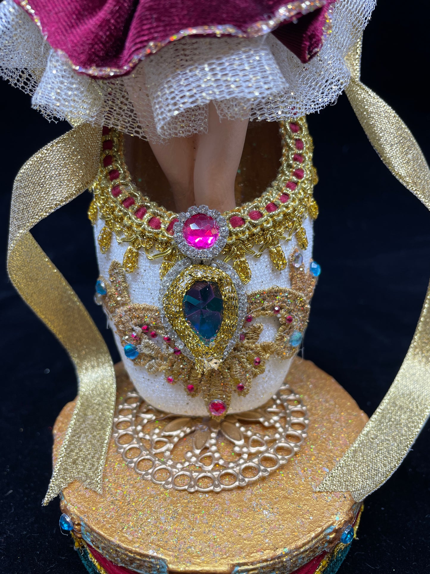 Katherine's Collection Ballerina in Slipper (0IK00U)