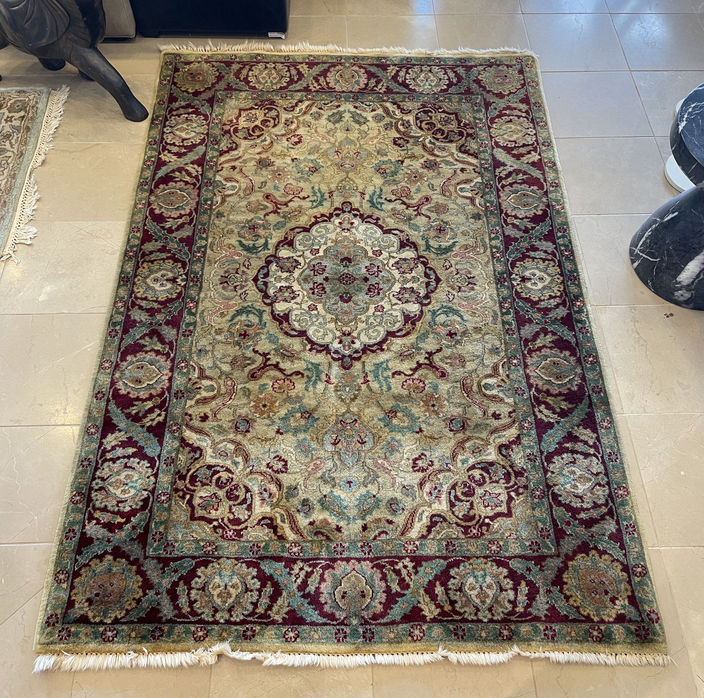 Vintage Hand Knotted Oushak Rug (Approx. 4'x5'11) (0M7004)