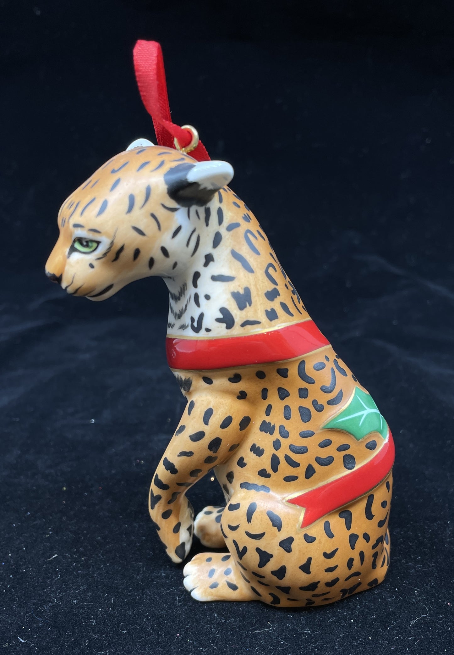 Lynn Chase Jaguar Ornament (0DR00A)