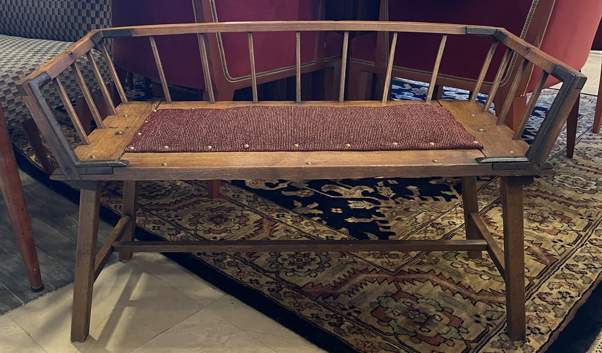 Antique Coach Seat (0Q0004)