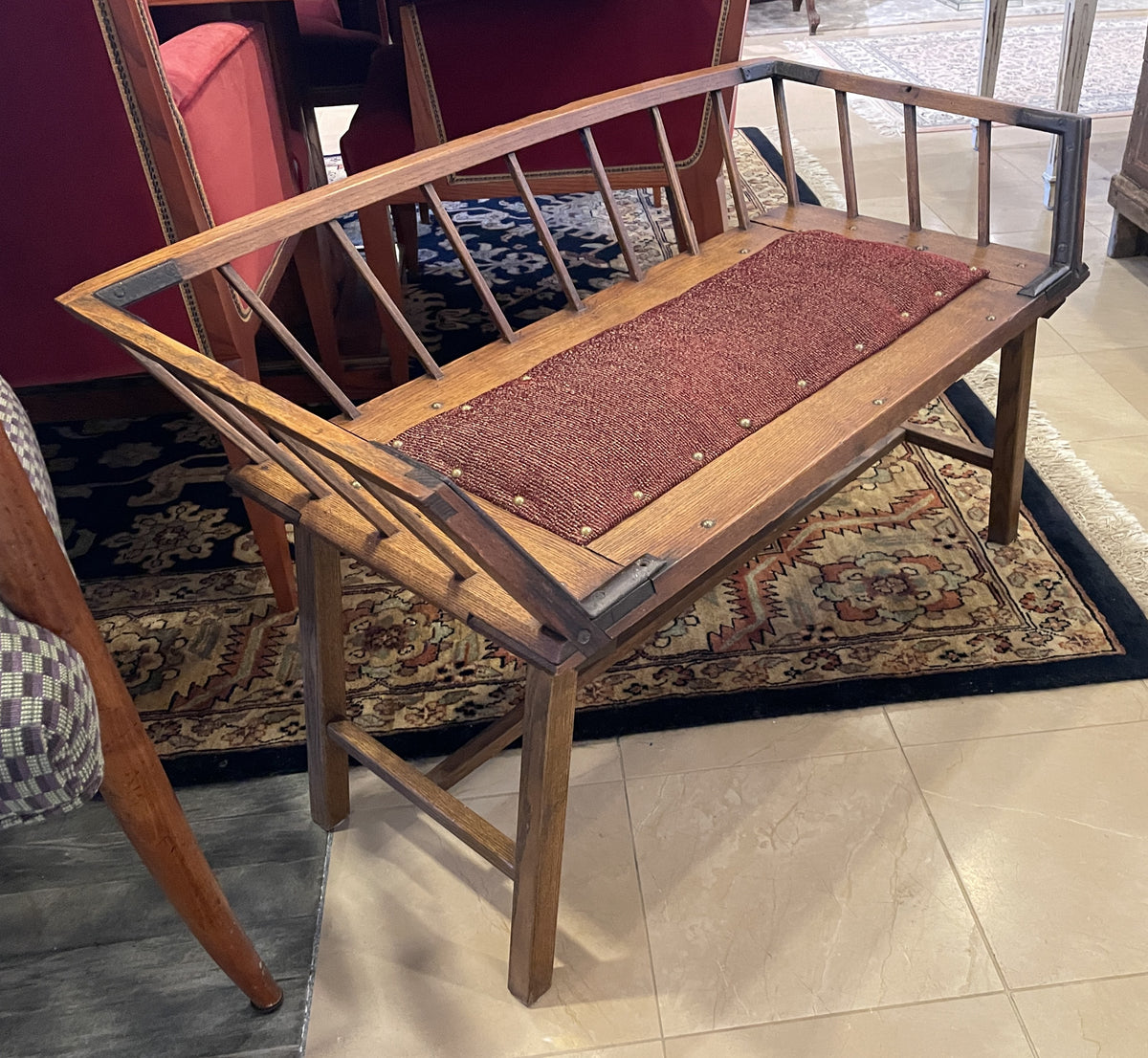 Antique Coach Seat (0Q0004)