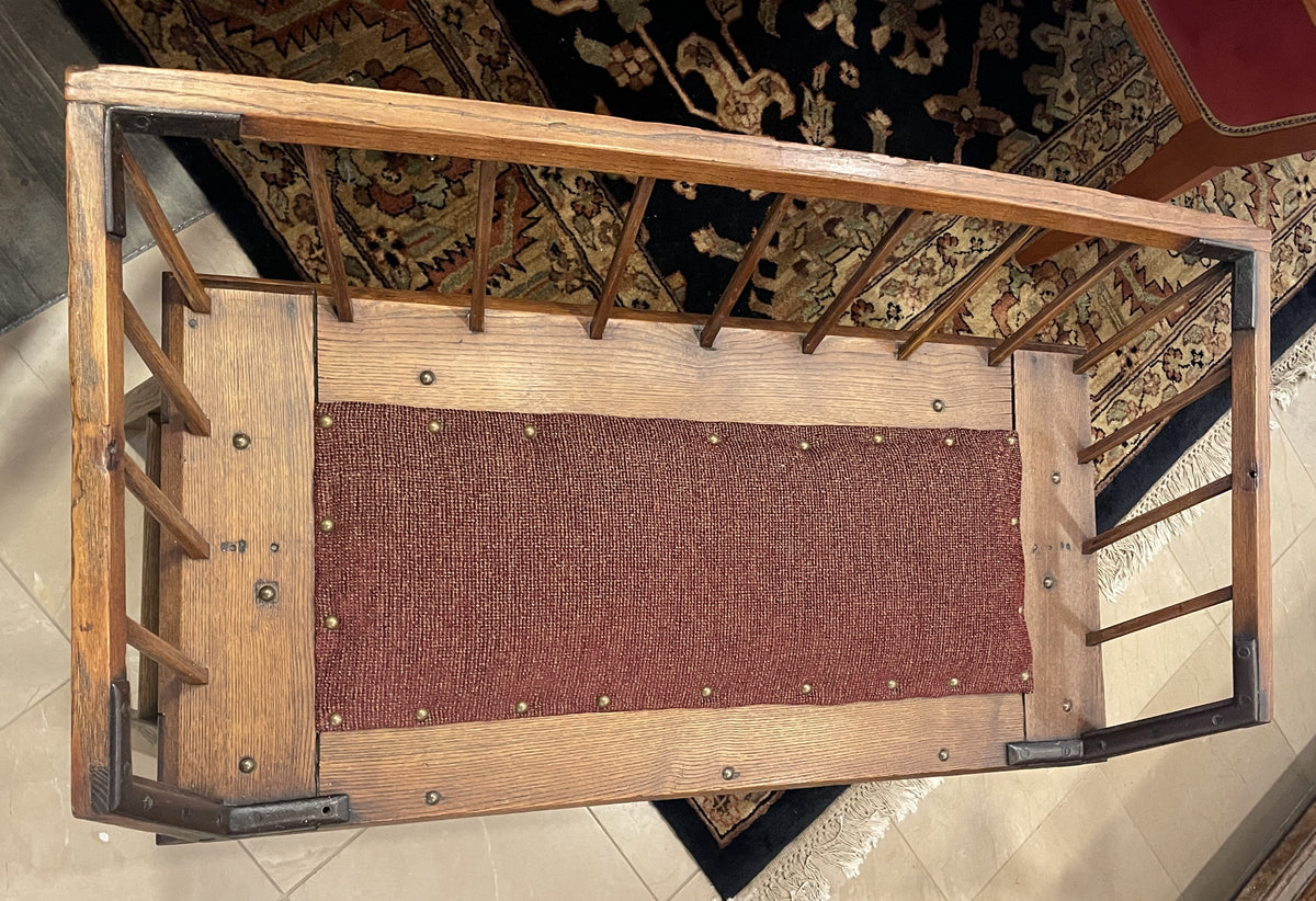 Antique Coach Seat (0Q0004)