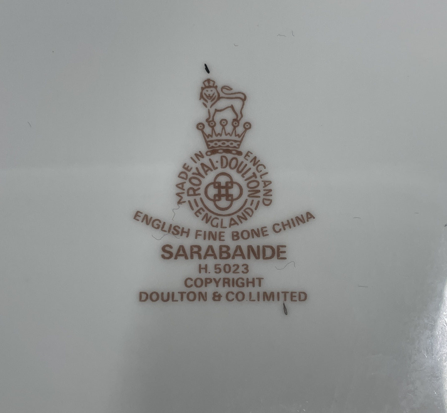 Royal Doulton Sarabande Dinner Service for 10 (0M9001)