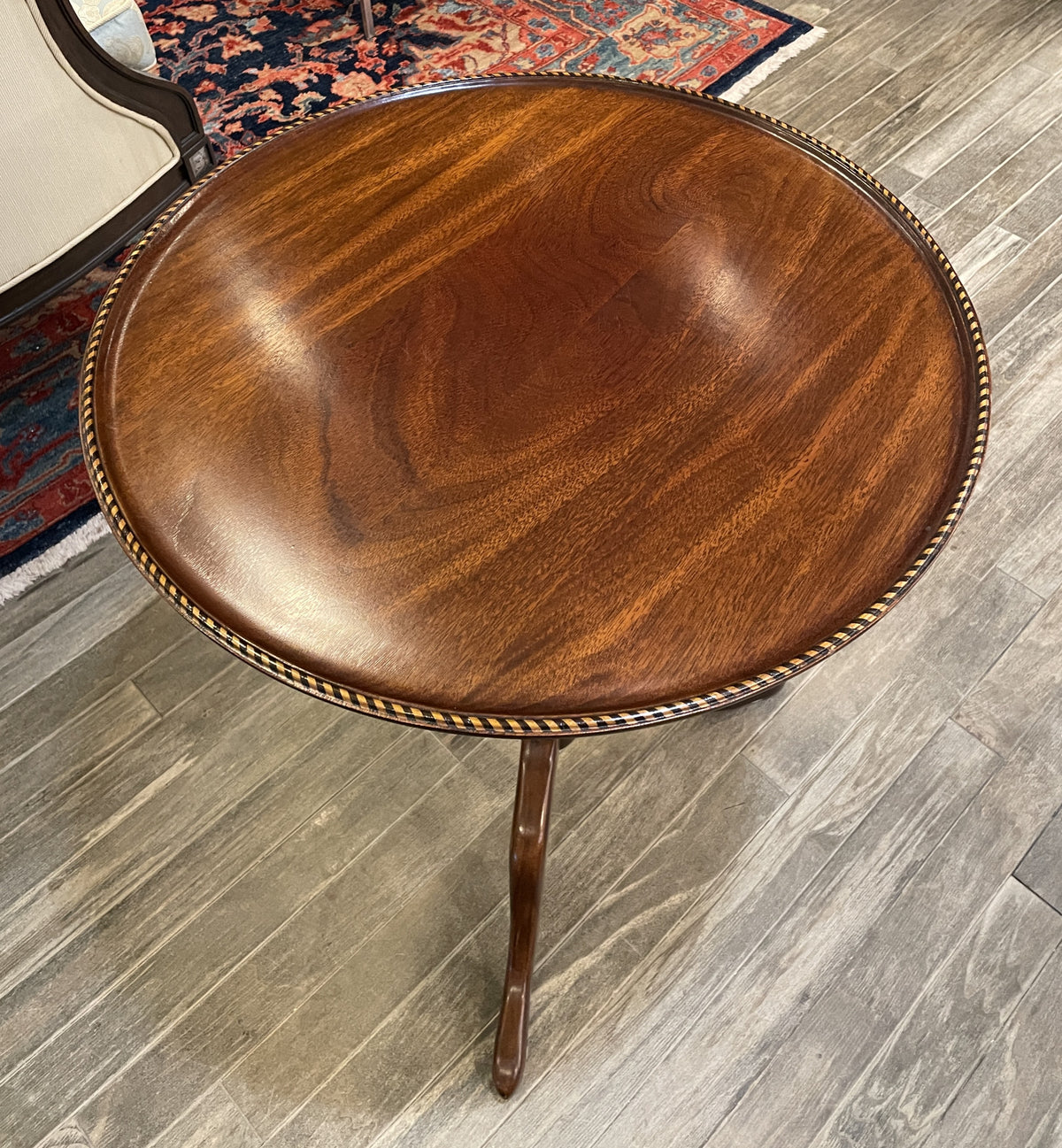 Round Tilt Top Table with Marquetry Trim (0Q000F)