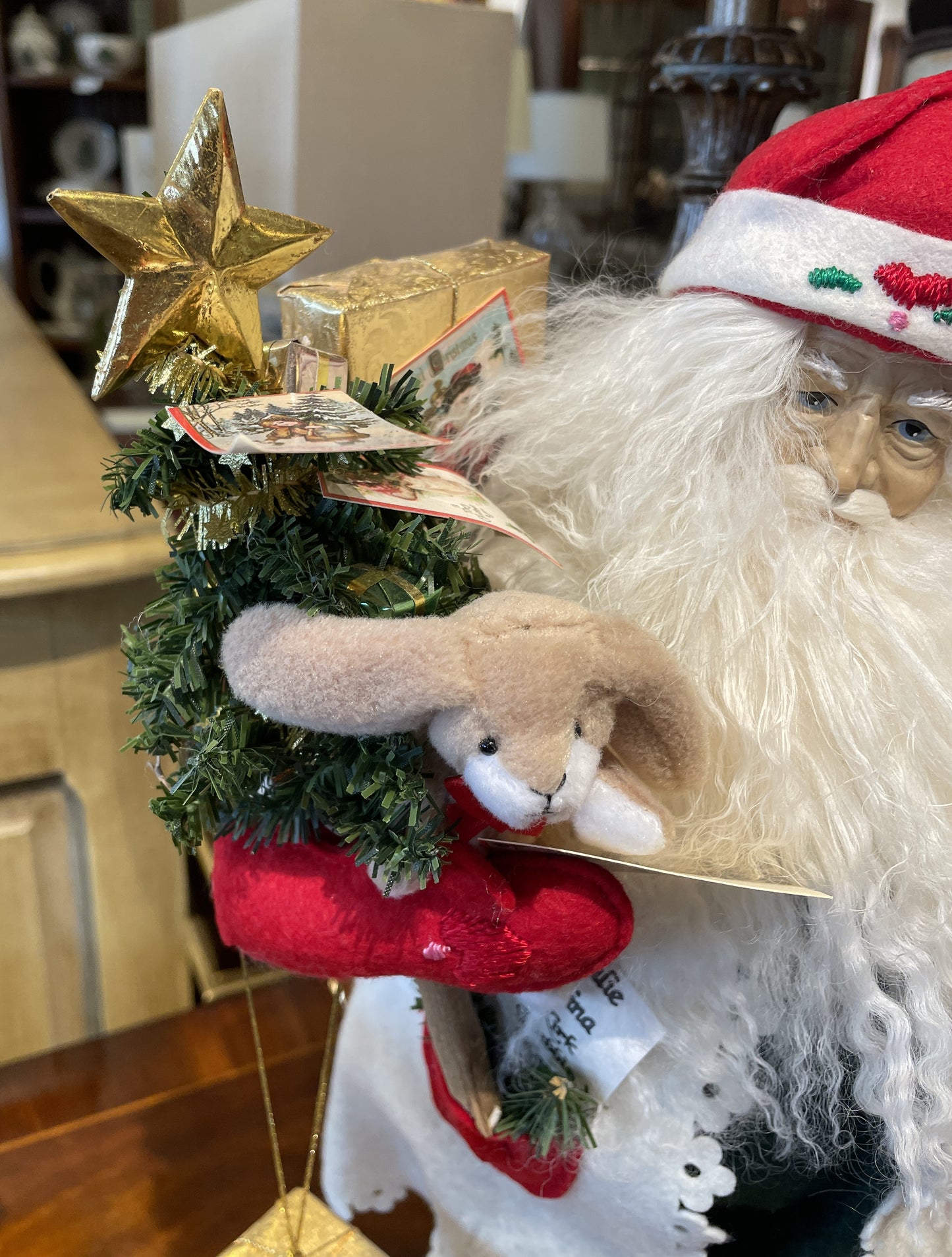 Lynn Haney Santa (05900G)