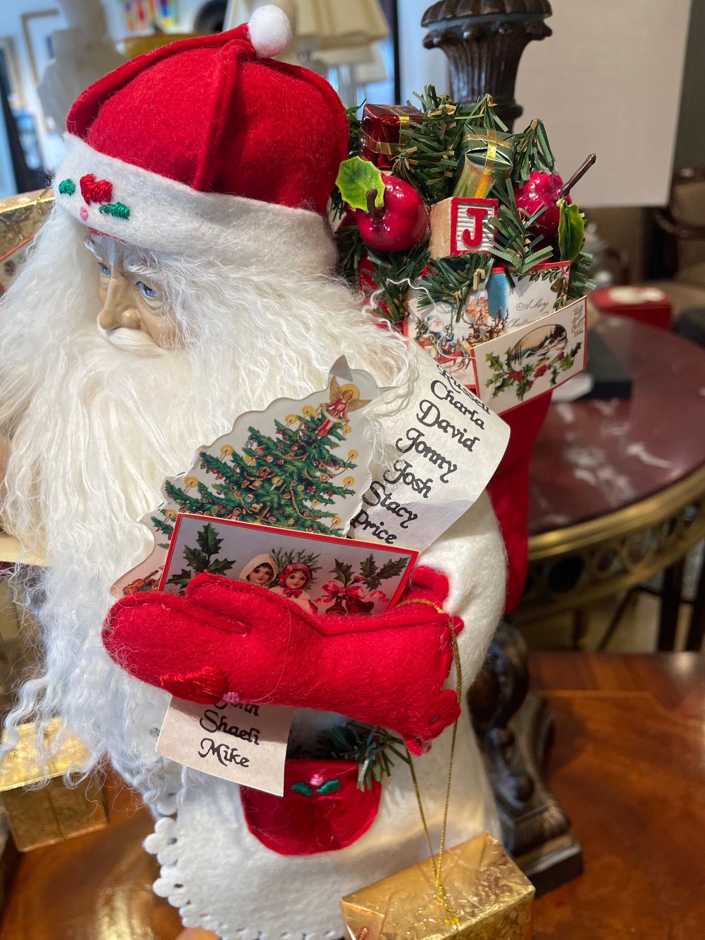 Lynn Haney Santa (05900G)