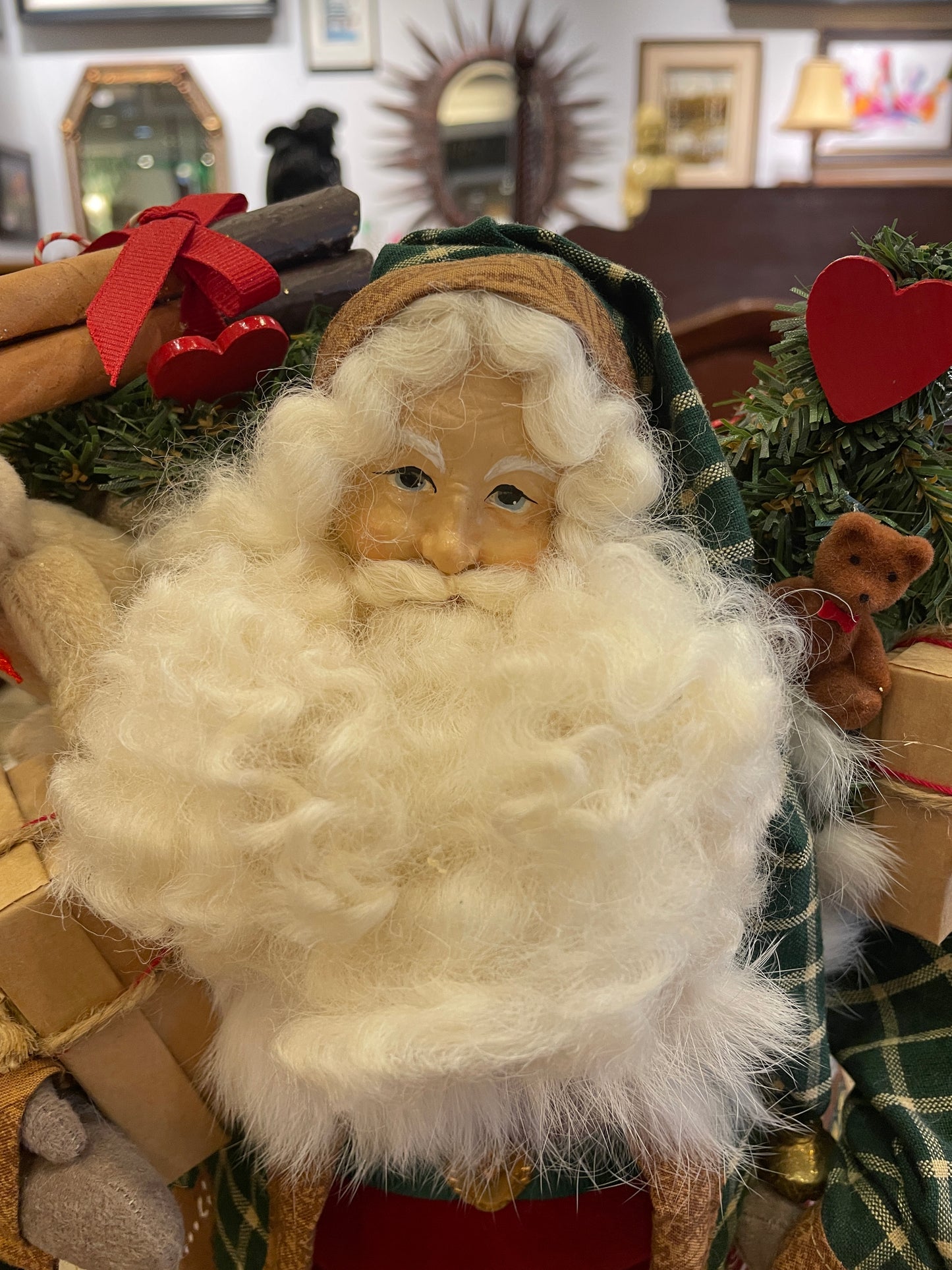 Lynn Haney Santa (05900G)