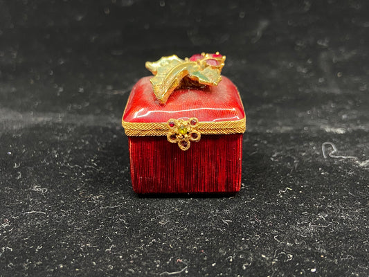 RJ Graziano Red Trinket/Pill Box (Y8TATX)